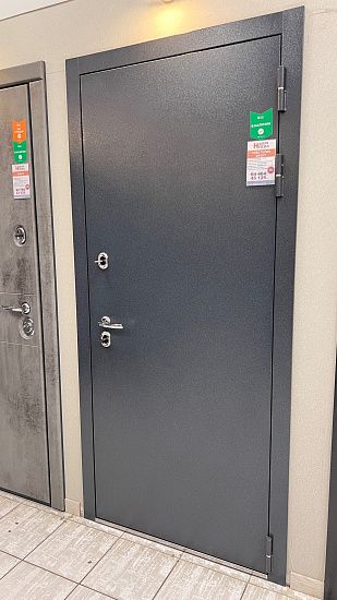 Входная дверь  