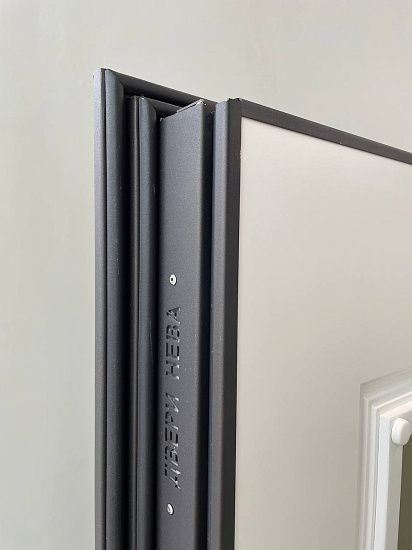 Входная дверь  