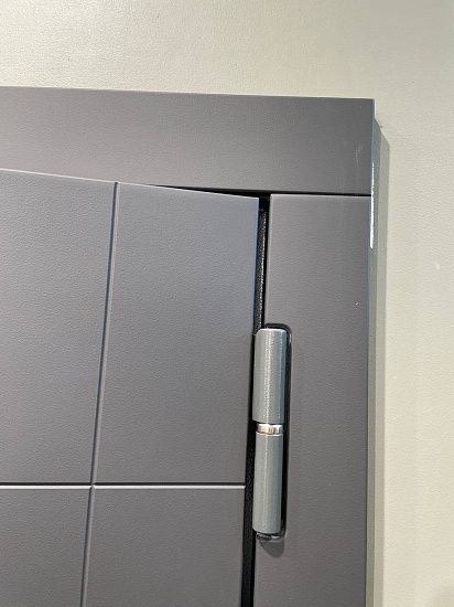 Входная дверь  